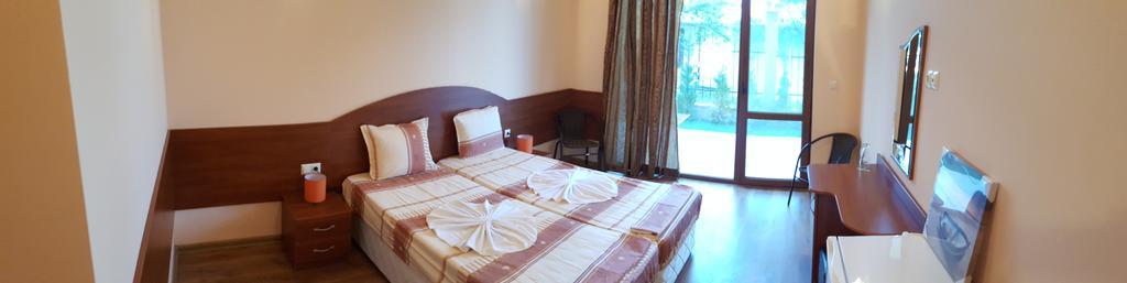 Hotel Vega คราเนโว ภายนอก รูปภาพ